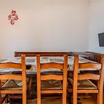 Via Pisano For Six Feel At In Apartment *