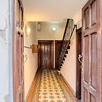 Via Pisano For Six Feel At In Verona