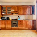 Apartment Via Pisano For Six Feel At In Verona