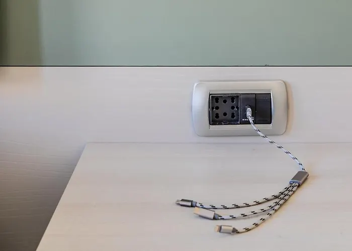 Via Pisano For Six Feel At In * Verona