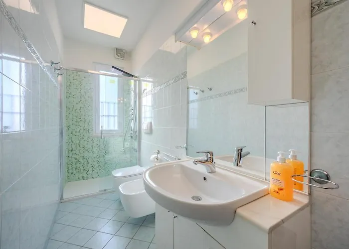 Daire Via Pisano For Six Feel At In *