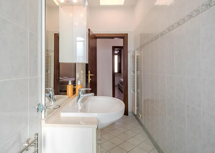 Via Pisano For Six Feel At In *